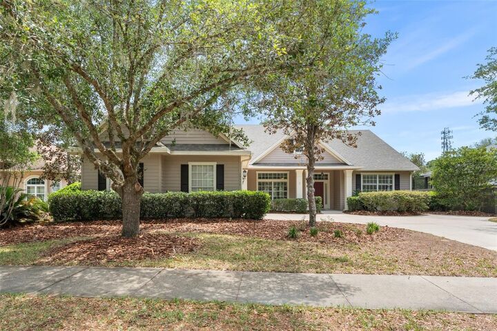 Property Photo:  13537 NW 7th Road  FL 32669 