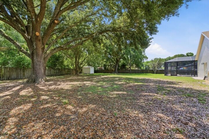 Property Photo: 3902 Meadowlark Court FL 34639