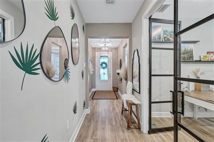 Property Photo:  711 Pintail Cove  FL 34212 