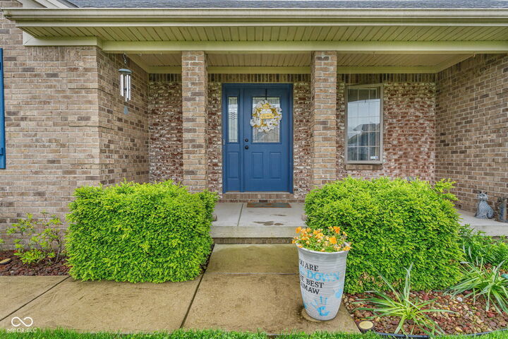 Property Photo:  5243 Chloe Lane  IN 47274 