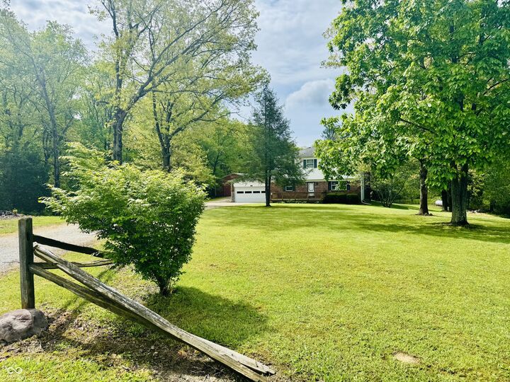 Property Photo:  2787 W County Road 950 N  IN 47274 