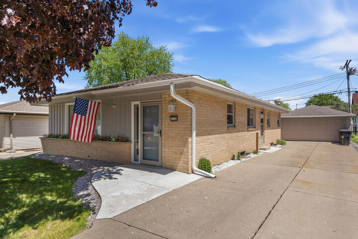 Property Photo:  4248 S 91st Pl  WI 53228 