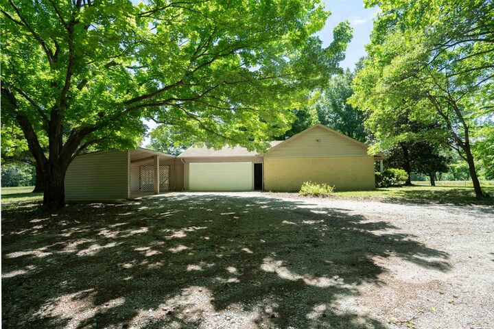 Property Photo:  188 Higgins Rd  TN 38011 