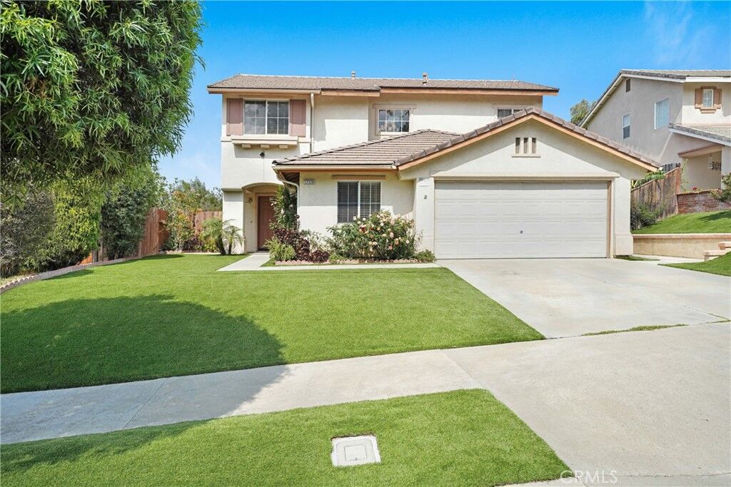 Property Photo:  12328 Edgecliff Avenue  CA 91342 