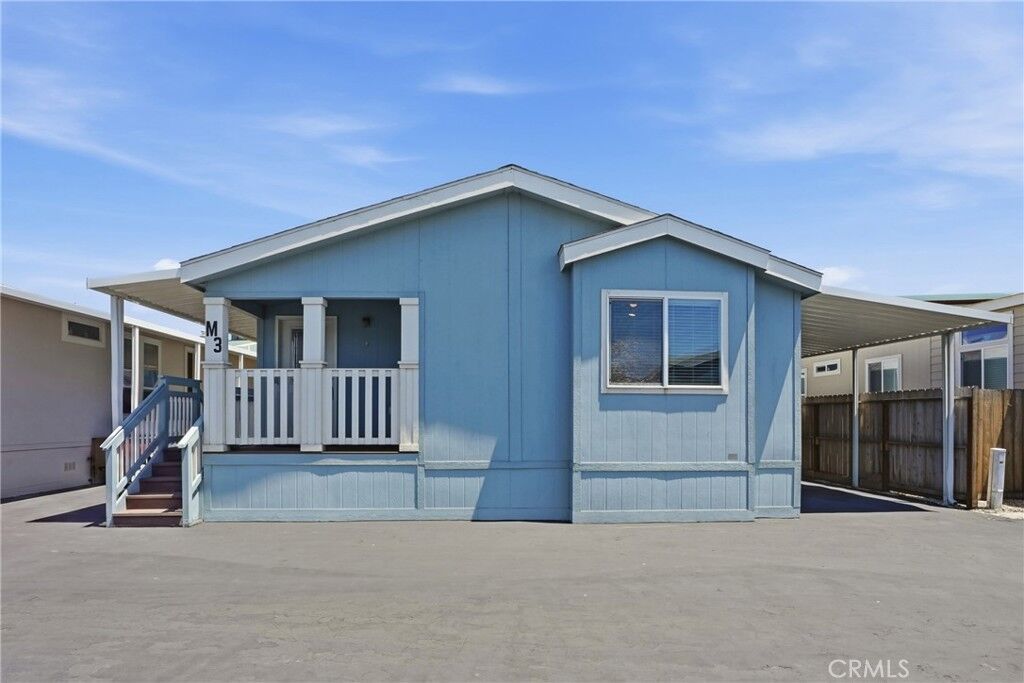 Property Photo:  500 Atascadero M3  CA 93442 