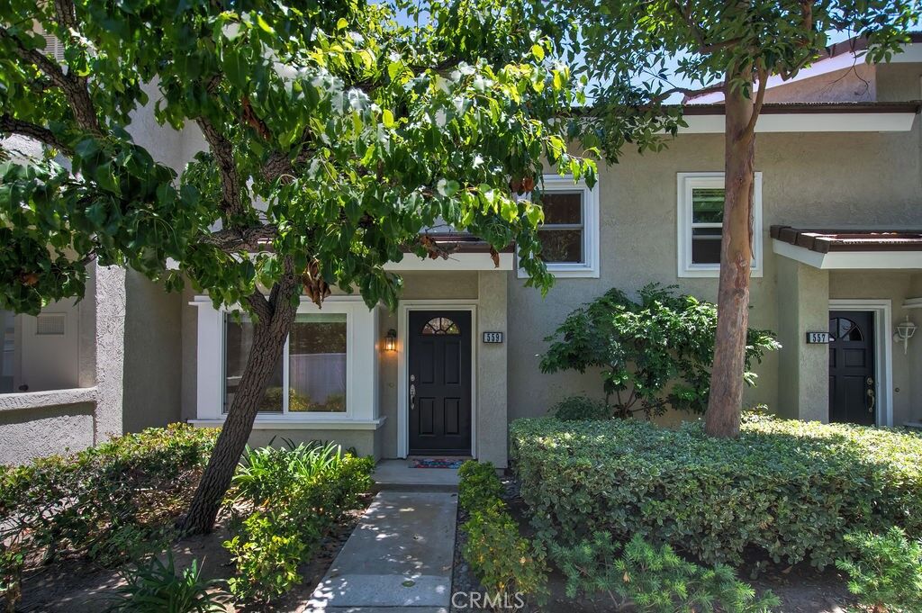 Property Photo: 559 Springbrook N CA 92614