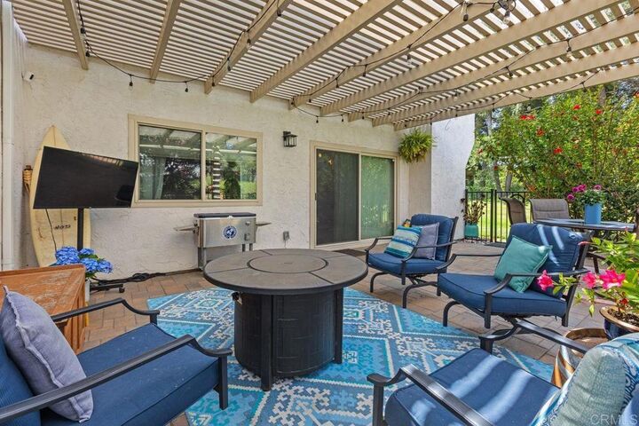 Property Photo:  6551 Calle Valperizo  CA 92009 