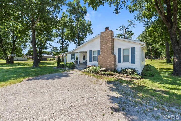 Property Photo:  510 S Missouri Avenue  MO 63771 