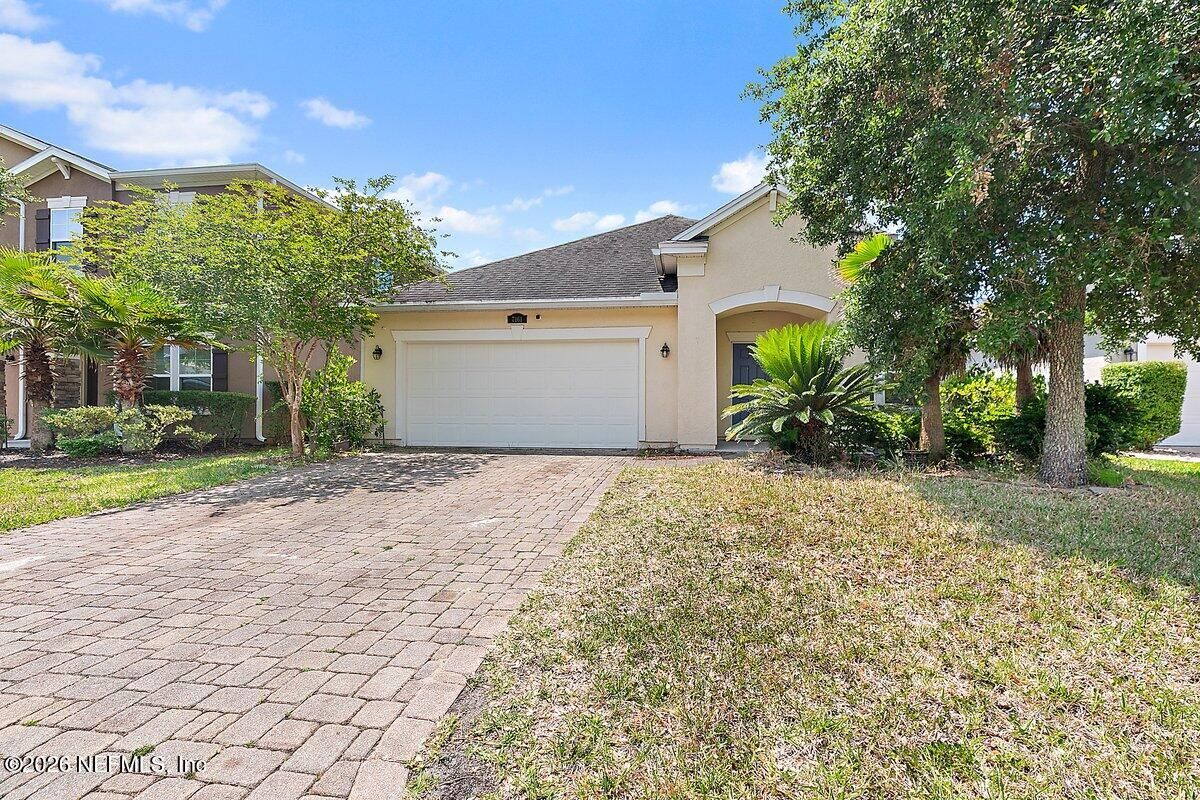 Property Photo:  7161 Claremont Creek Drive  FL 32222 