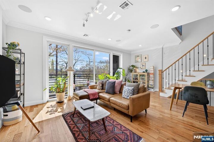 Property Photo: 865 Summit Avenue 2 NJ 07307