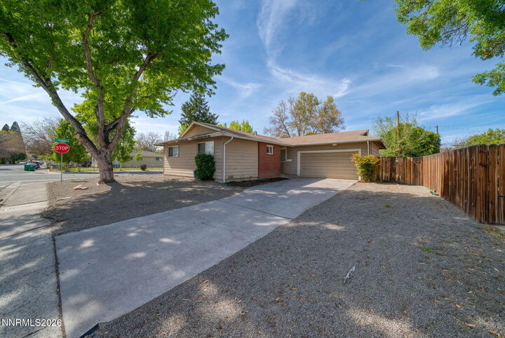 Property Photo:  100 E Lenwood Drive  NV 89431 