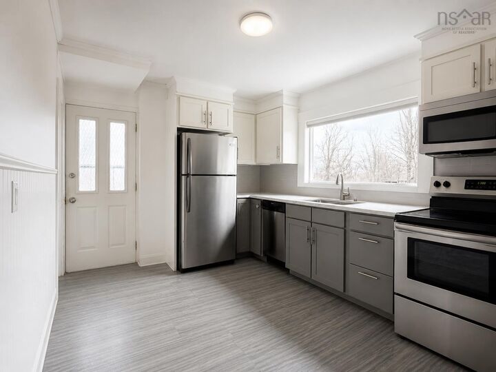 Property Photo:  30 Munroe Avenue  NS B2H 2E5 