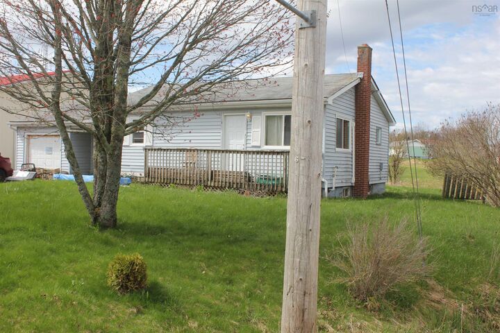 Property Photo:  26 Highway 215  NS B0N 2H0 
