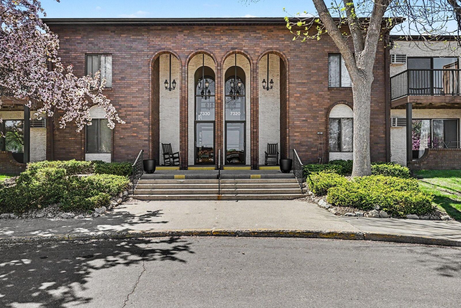 Property Photo: 7330 York Avenue S 1031 MN 55435