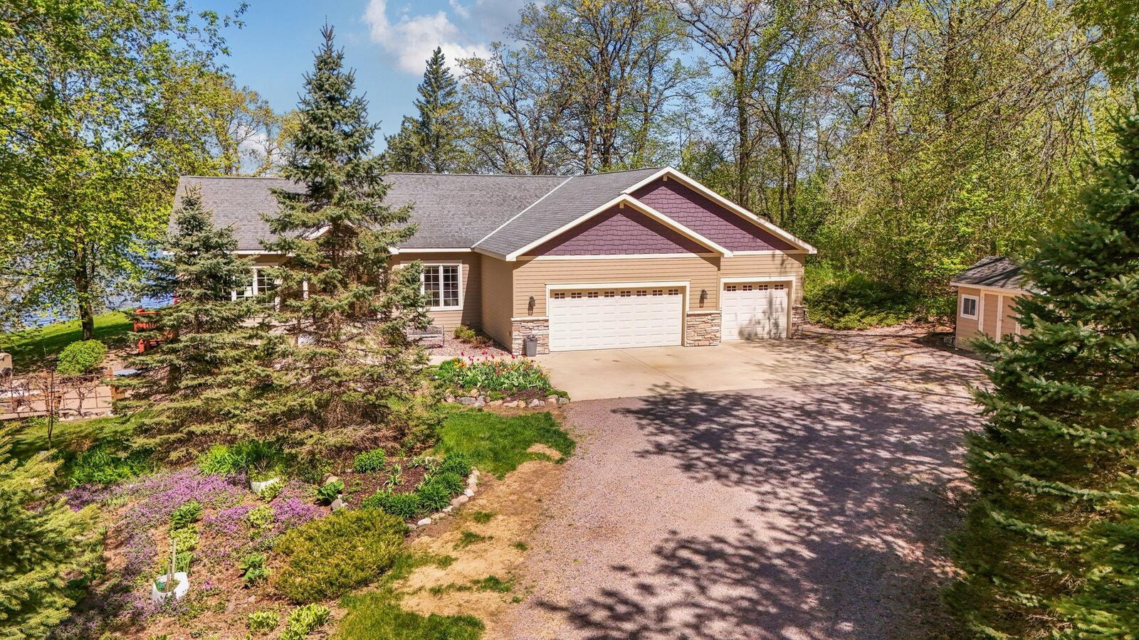 Property Photo: 12516 180th Street MN 55353