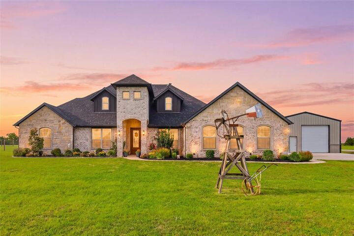 Property Photo:  1705 S Fm 1752  TX 75479 