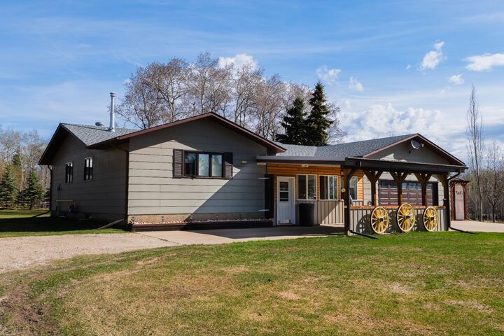 Property Photo:  715010 Range Road 84 #2  AB T0H 3S0 