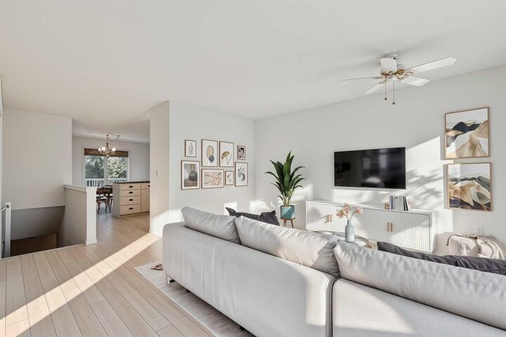 Property Photo:  105 Elm Place 34  AB T1S 1Y9 