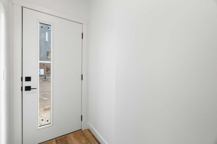 Property Photo:  156 Park Street 406  AB T4C 2B8 