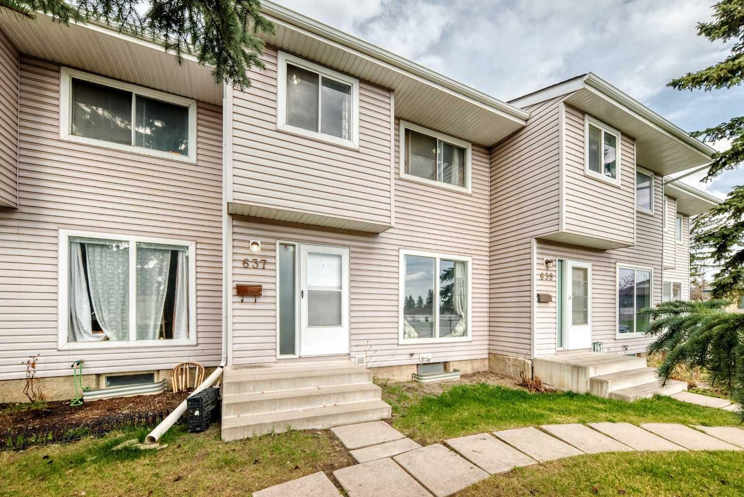 Property Photo:  637 40 Street NE  AB T2A 6S1 