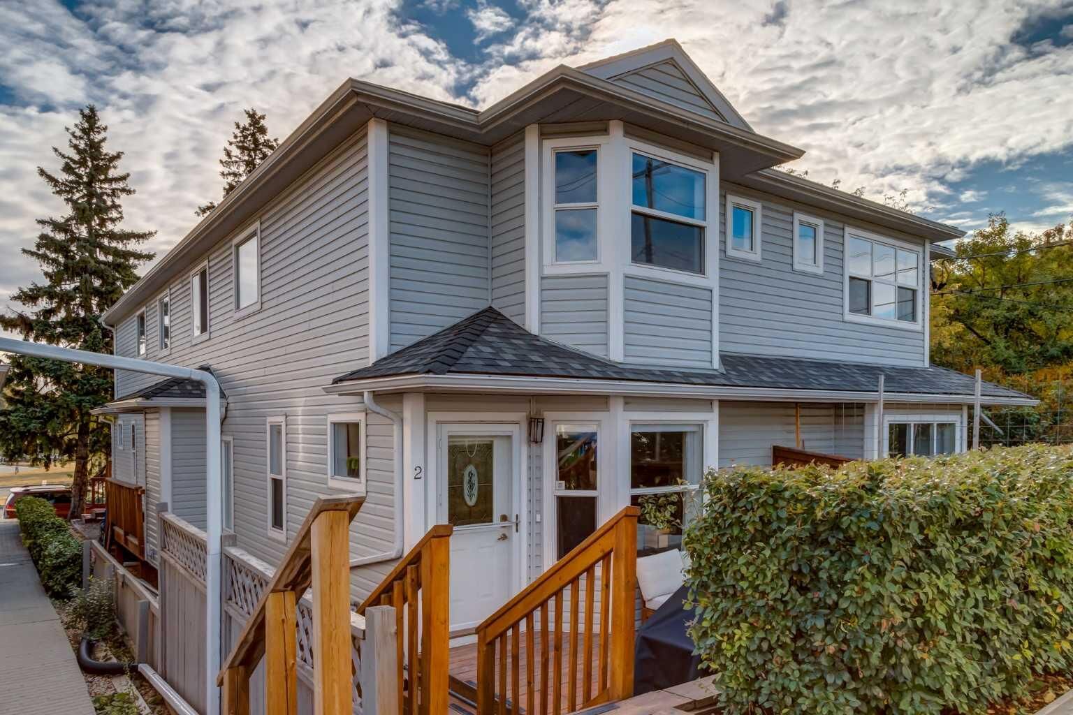 Property Photo:  2013 24 Street SW 2  AB T3E 1T1 