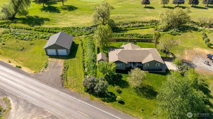 Property Photo: 601 Tomeo Court WA 99171