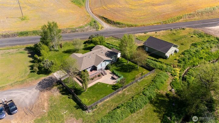 Property Photo:  601  Tomeo Court  WA 99171 