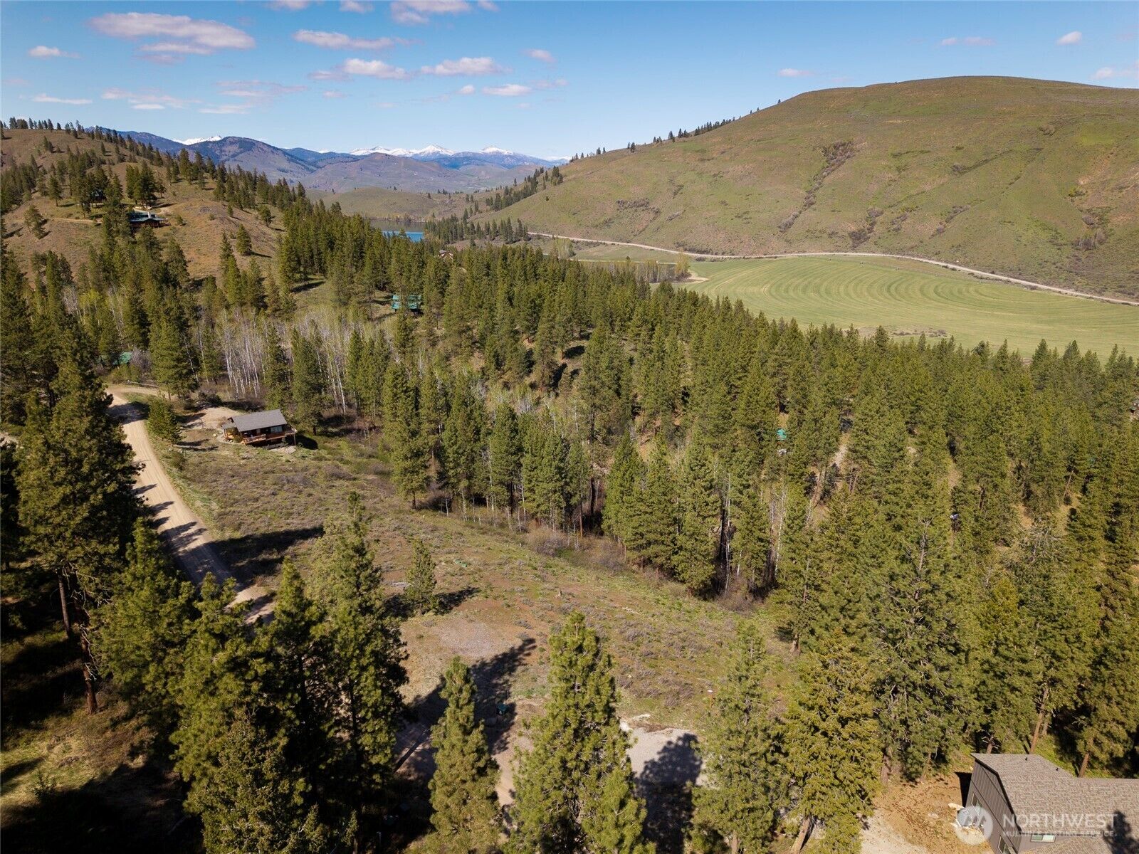 Property Photo: 48 Whitebark Lane WA 98862