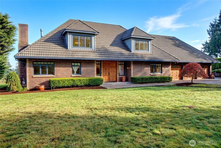 Property Photo:  4911  Harbor Lane  WA 98203 