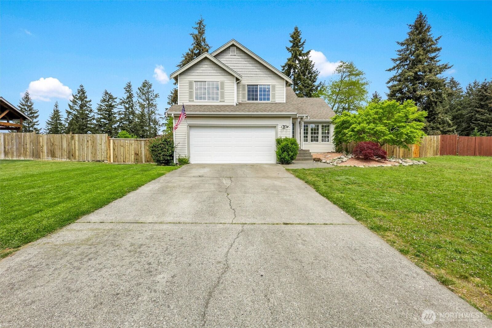 Property Photo:  3909  212th Street Ct E  WA 98387 