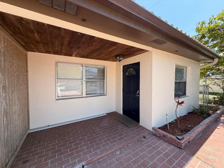 Property Photo:  112 Prospect Road  FL 33462 