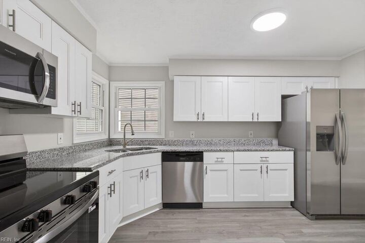 Property Photo: 824 Lancaster Ln VA 23602