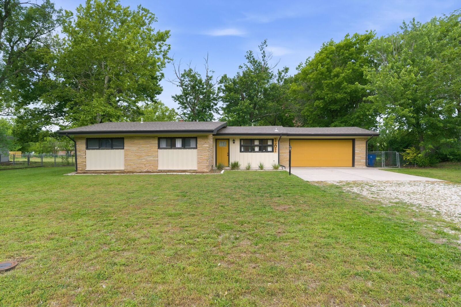 Property Photo:  161 S Westview Dr  KS 67002 