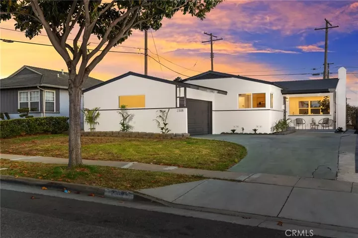 Property Photo:  2308 W 117th  CA 90250 