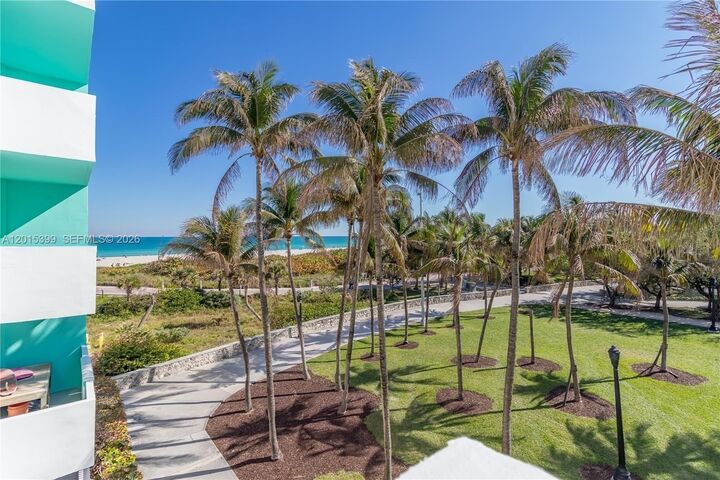 Property Photo:  301 Ocean Dr 306  FL 33139 
