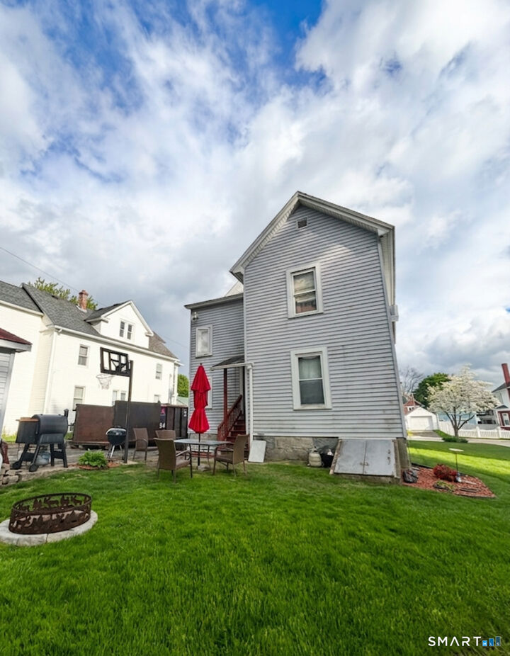Property Photo:  48 Dewey Street  CT 06790 