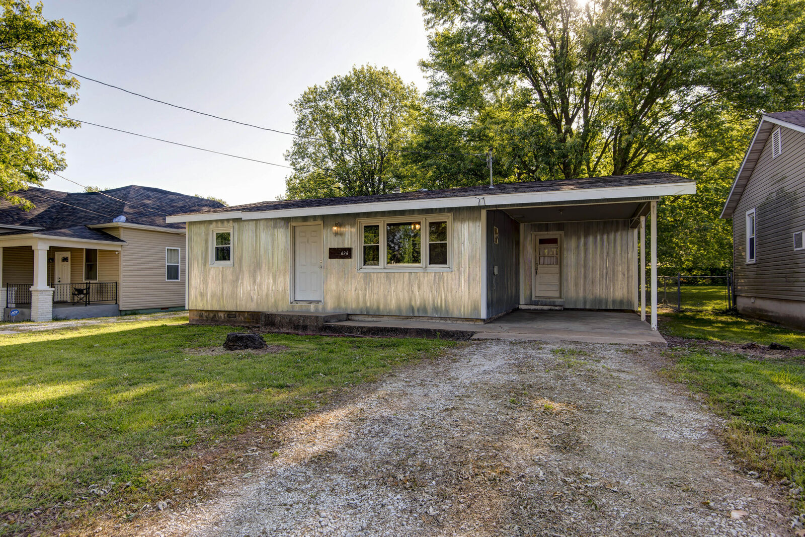 Property Photo:  626 N Forest Avenue  MO 65802 