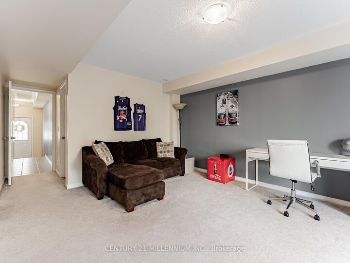 Property Photo:  111 Cedar Lake Crescent  ON L6Y 0R1 