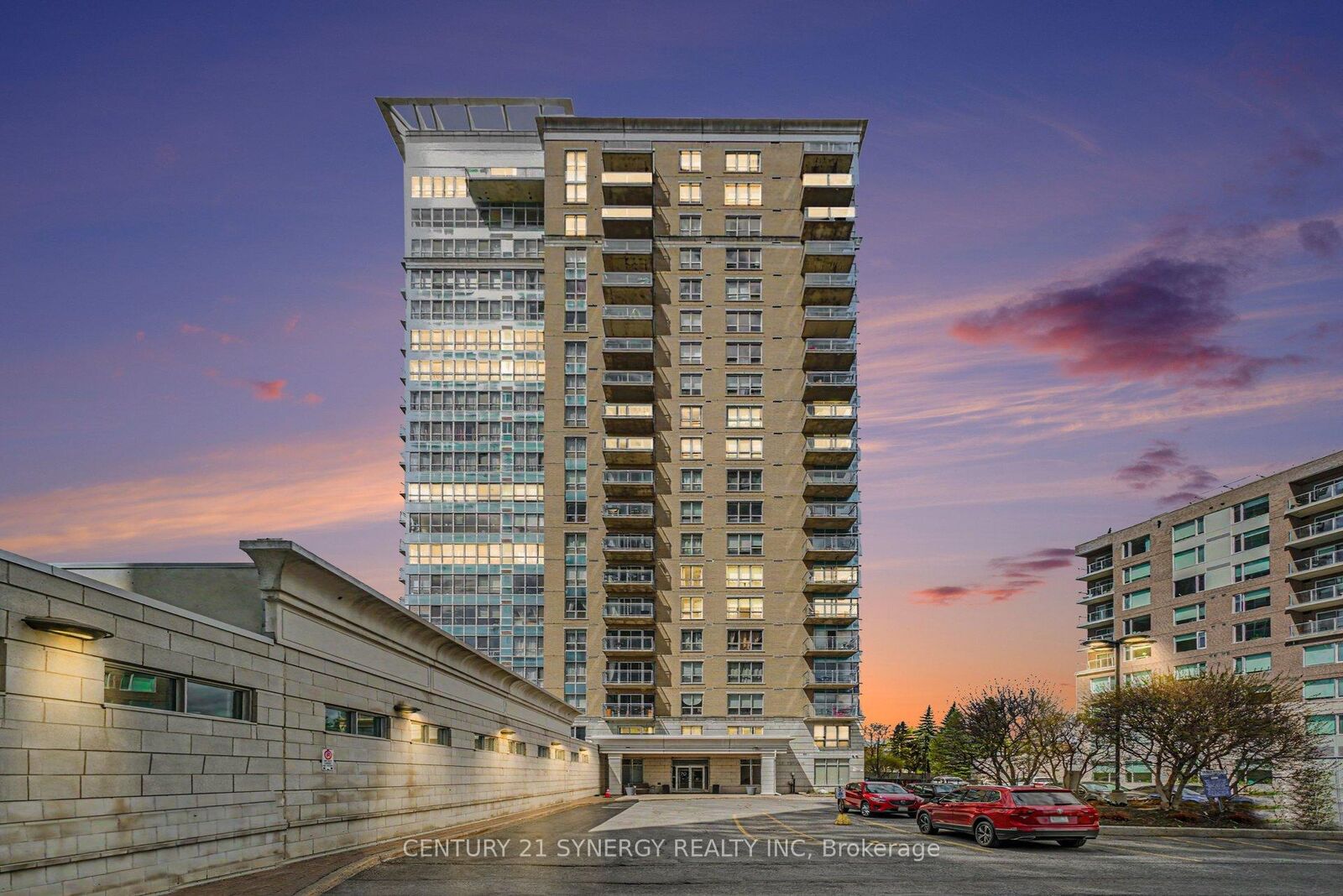 Property Photo:  70 Landry Street 1201  ON K1L 0A8 