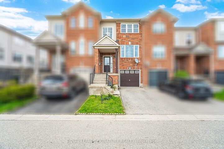 Property Photo: 2909 Garnethill Way ON L6M 5E9