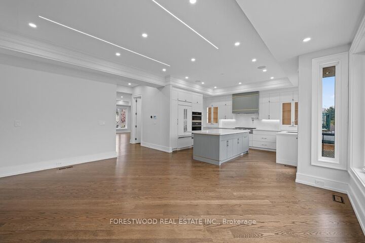 Property Photo:  291 Poyntz Avenue  ON M2N 1J8 