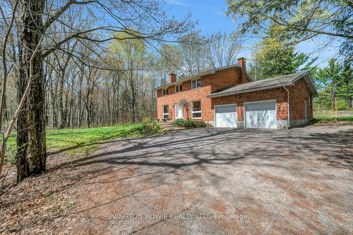 Property Photo: 104 Tall Forest Drive ON K0A 1L0