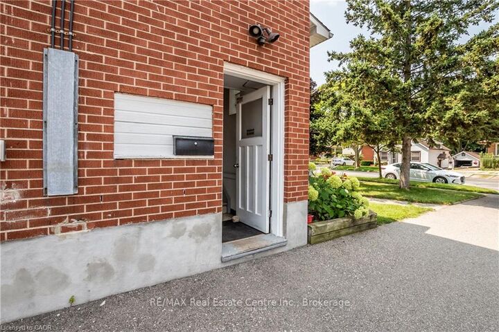 Property Photo: 43 Sixth Avenue ON N2C 1P9
