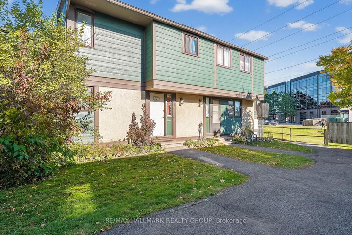 Property Photo: 1773 Meadowbrook Road 90 ON K1B 4W6