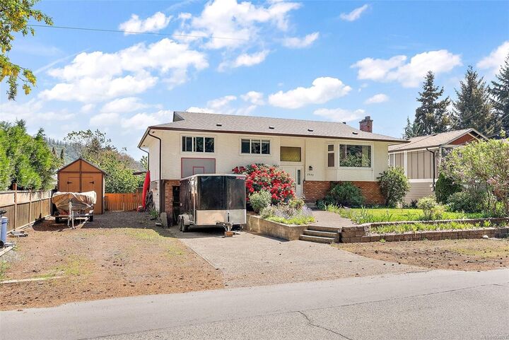 Property Photo:  2939 Humpback Rd  BC V9B 5Y9 