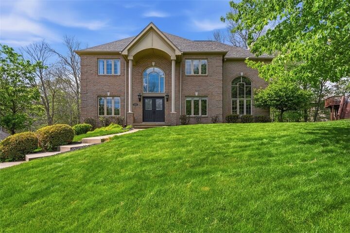 Property Photo: 702 Rustic Ridge Dr PA 16066