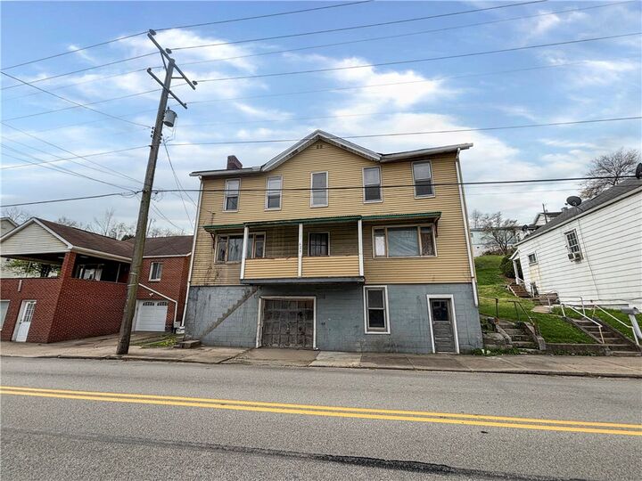 Property Photo: 424 Main St PA 15067