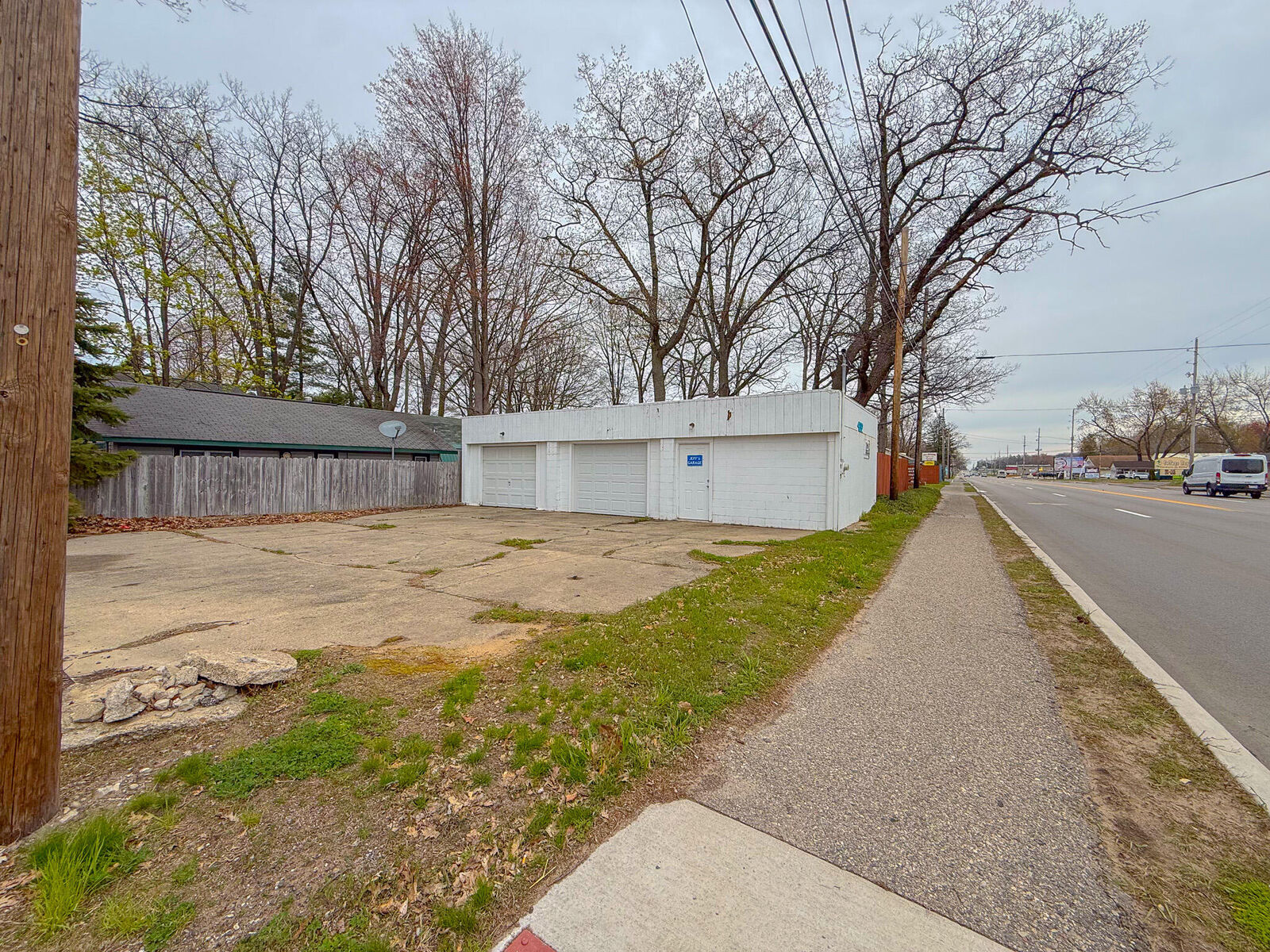 Property Photo: 4082 W Houghton Lake Drive MI 48629