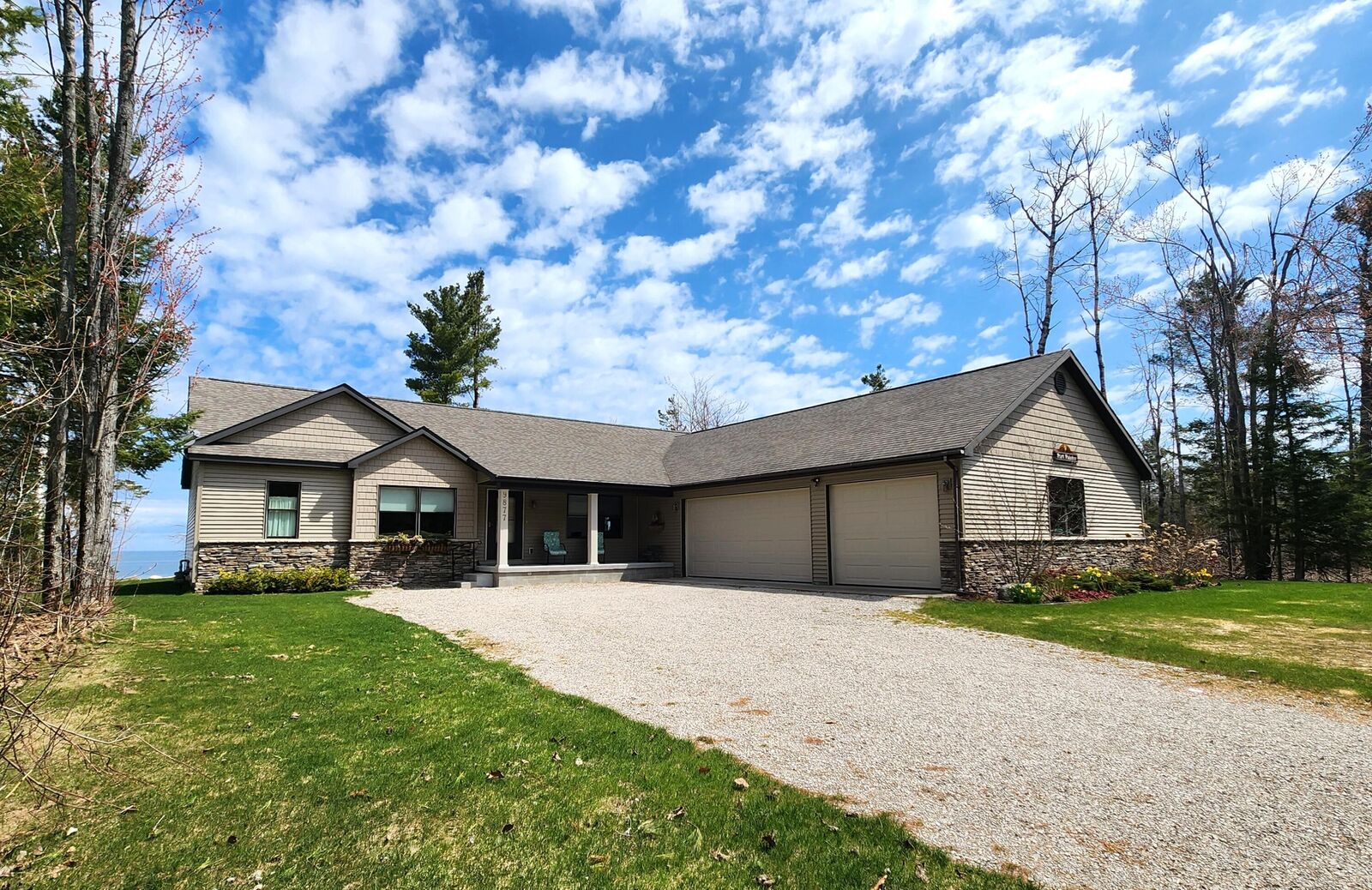 Property Photo:  9877 High Banks Drive  MI 49721 