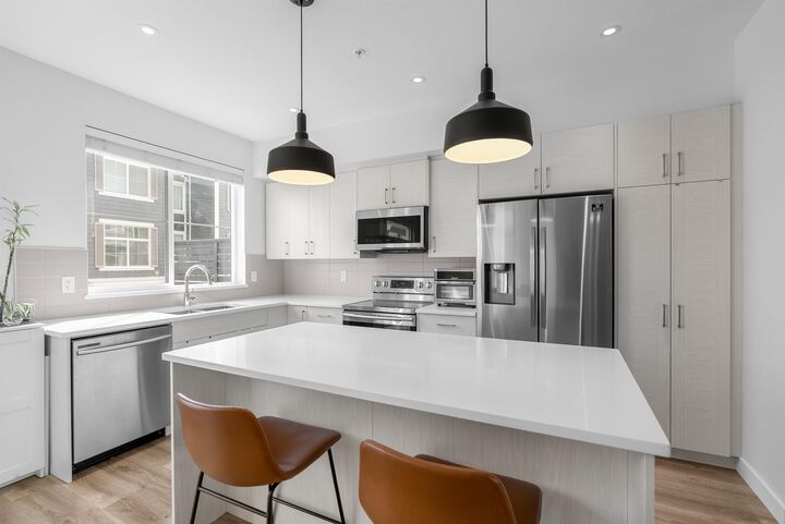 8371 202B Street 60 — photo 1